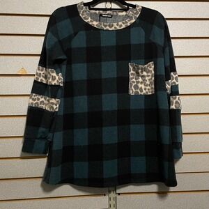 Heimish USA Black & Green Plaid large L Leopard Print Tunic Top - Women's